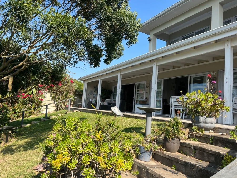 4 Bedroom Property for Sale in Morgans Bay Eastern Cape